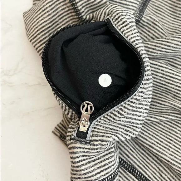 Lululemon | Rulu Star Runner Tonka Stripe Top Back Zipper Thumbholes - Picture 8 of 9